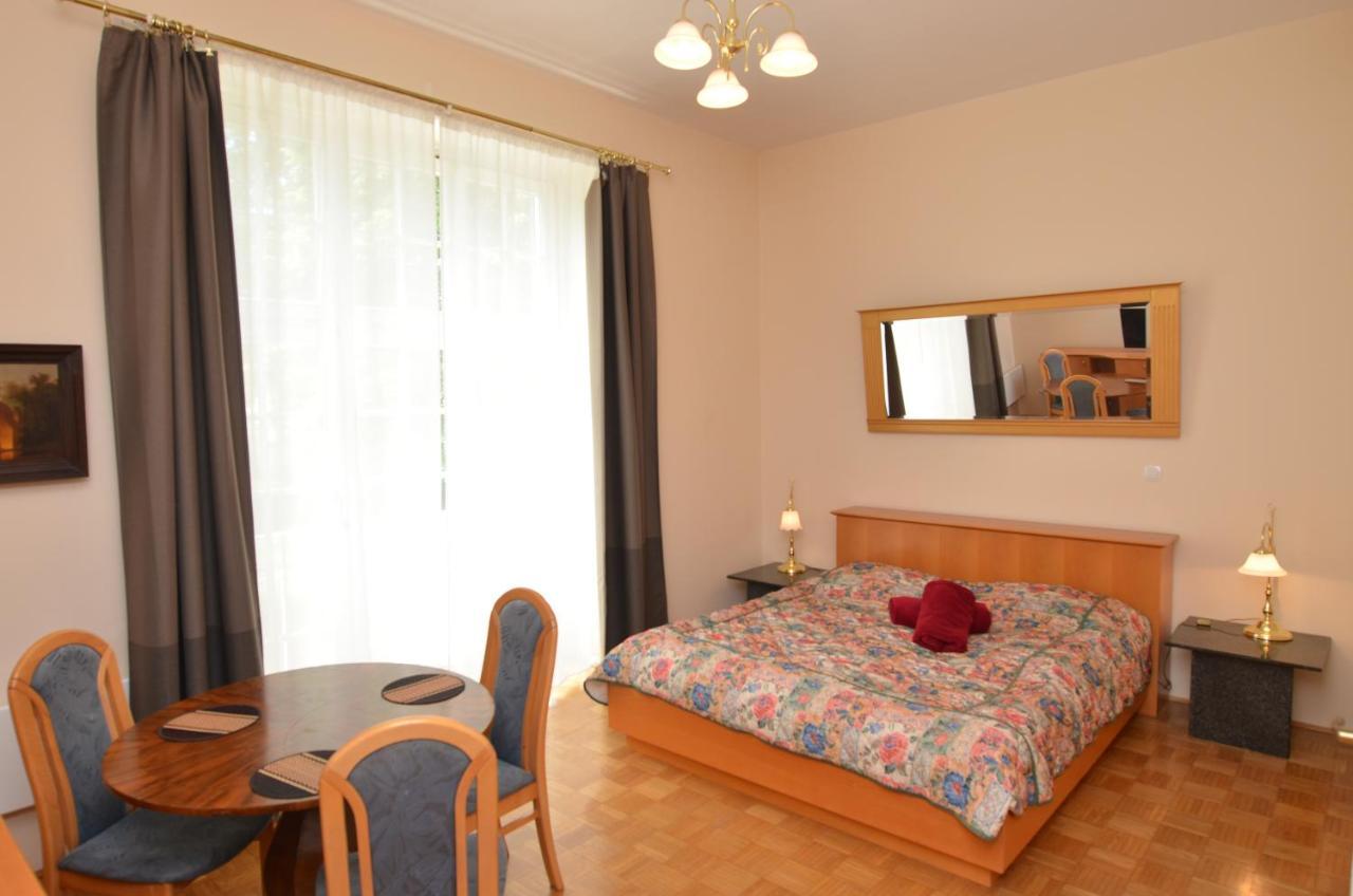 Apartments Vektor Vila Golf Рогашка-Слатіна Екстер'єр фото